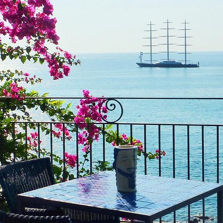 Hotel Palladio จีอาร์ดีนี นักซอส ภายนอก รูปภาพ