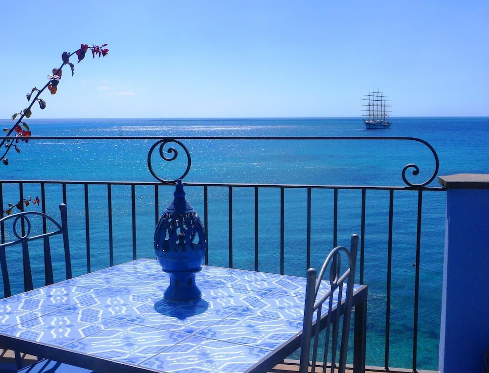 Hotel Palladio จีอาร์ดีนี นักซอส ภายนอก รูปภาพ